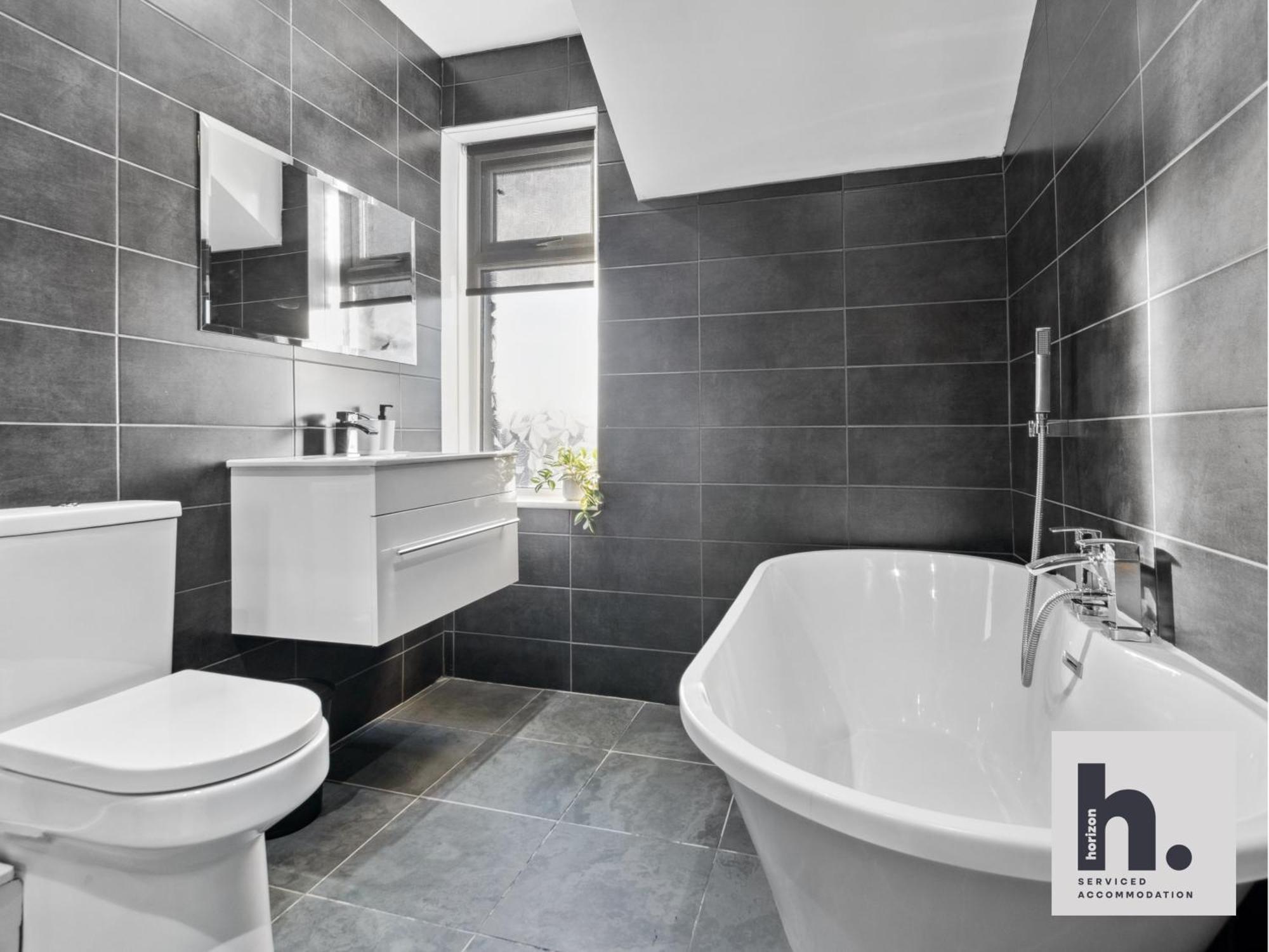 Free Parking - Penthouse - Business Stays - Relocating - St Χαρογκέιτ Εξωτερικό φωτογραφία